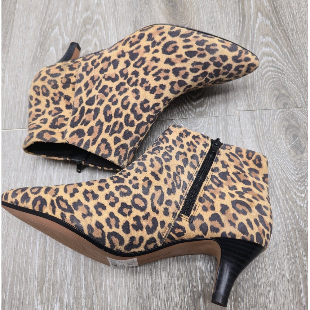 Clarks Linvale Sea Leopard Print Leather Kitten Heel Ankle Boots Womens 6.5 M